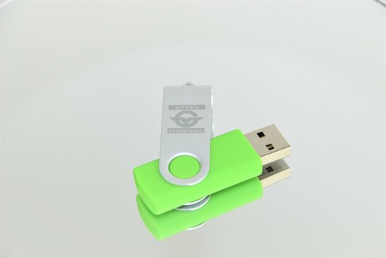 Raaberbahn_USB-Stick_in_Neongrün_Speicherplatz_8_GB