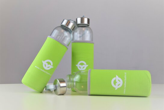 Raaberbahn_Sporttrinkflaschen_Glas_im_grünen_Design