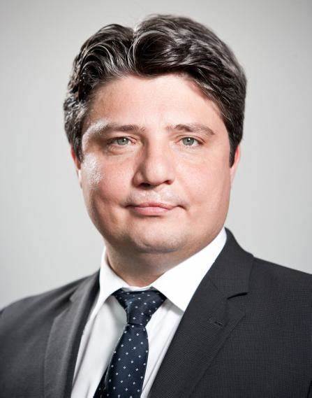 Management_Ungarn_Csaba_Ungvari.jpg Portrait von Generaldirektor Stv. der Gysev Zrt. Csaba Ungvari